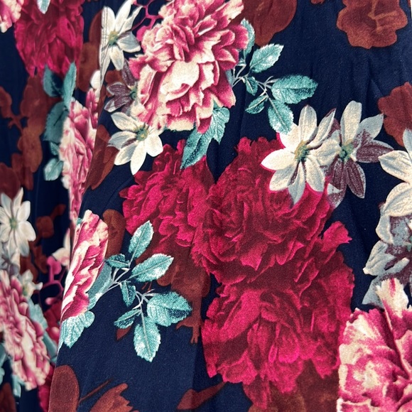 🆕Brand New Woman’s Plus Size Leggings Super Soft W/Stretch Lightweight Sz 12-22 - Picture 8 of 10